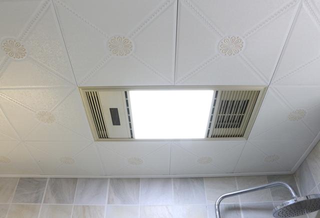 华帝智能遥控风暖浴霸测评!5大功能、冬暖夏凉,负离子 华帝智能遥控风暖浴霸测评!5大功能、冬暖夏凉,负离子