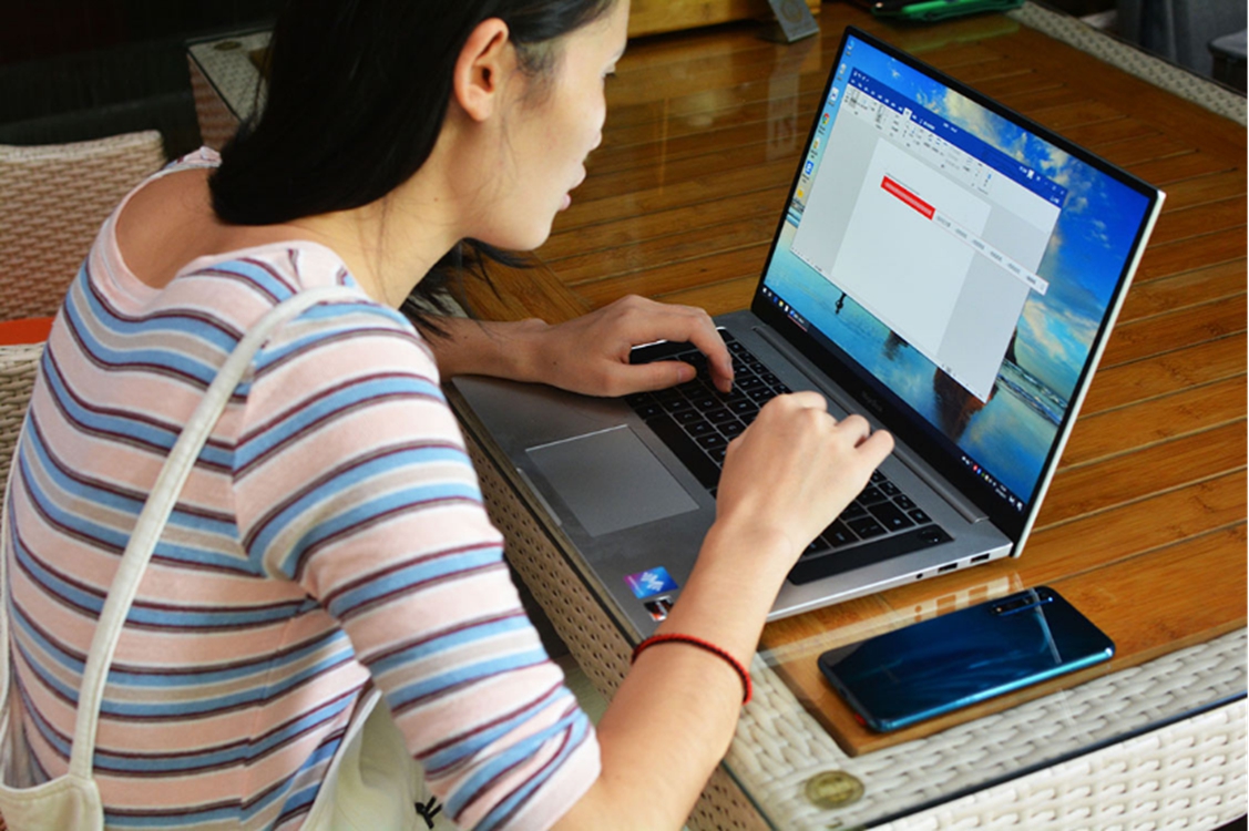 业界首款搭载锐龙7 3750H处理器轻薄本,荣耀MagicBookPro锐龙 业界首款搭载锐龙7 3750H处理器轻薄本,荣耀MagicBookPro锐龙