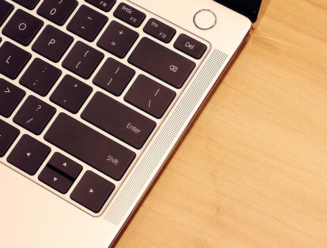 值不值1万元?全面屏、革新者!华为Matebook X Pro笔记本测评 值不值1万元?全面屏、革新者!华为Matebook X Pro笔记本测评