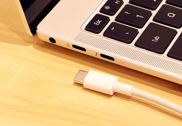 值不值1万元?全面屏、革新者!华为Matebook X Pro笔记本测评 值不值1万元?全面屏、革新者!华为Matebook X Pro笔记本测评