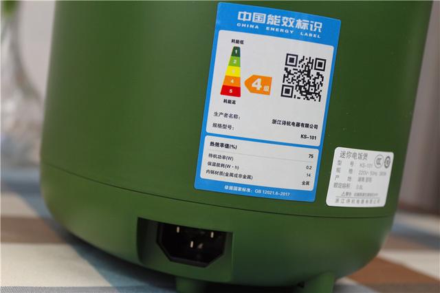 炖一锅莲藕玉米排骨汤,一个人的生活也可以丰富多彩 炖一锅莲藕玉米排骨汤,一个人的生活也可以丰富多彩