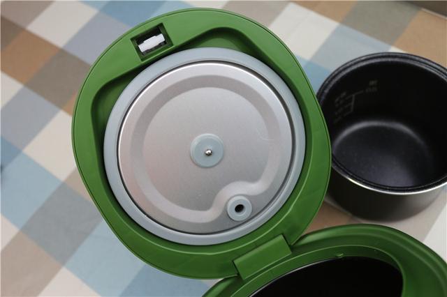 炖一锅莲藕玉米排骨汤,一个人的生活也可以丰富多彩 炖一锅莲藕玉米排骨汤,一个人的生活也可以丰富多彩