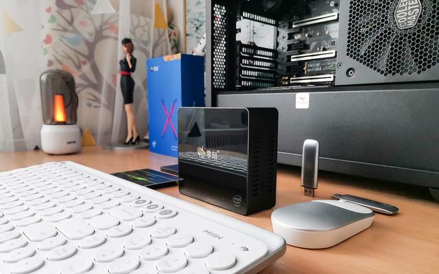 一千块买台主机,还有正版win10,让你的显示器秒变一体机 一千块买台主机,还有正版win10,让你的显示器秒变一体机