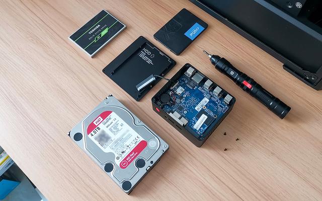 一千块买台主机,还有正版win10,让你的显示器秒变一体机 一千块买台主机,还有正版win10,让你的显示器秒变一体机