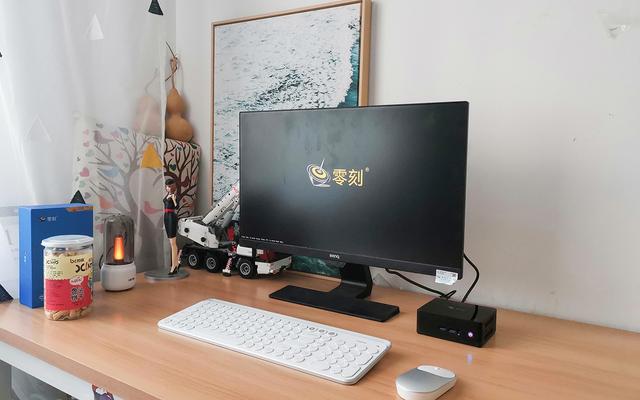 一千块买台主机,还有正版win10,让你的显示器秒变一体机 一千块买台主机,还有正版win10,让你的显示器秒变一体机