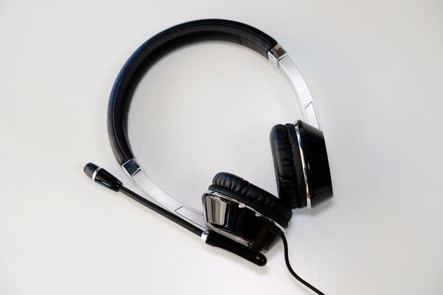 质感与声俱来，SpearX MH-100头戴式耳麦试用谈
