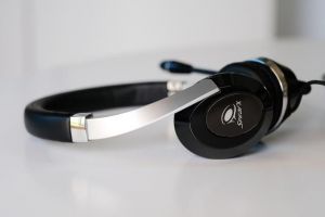 质感与声俱来，SpearX MH-100头戴式耳麦试用谈-1