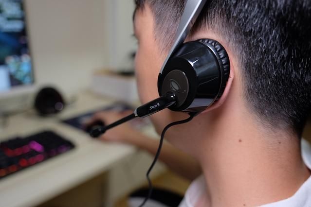 质感与声俱来，SpearX MH-100头戴式耳麦试用谈-3