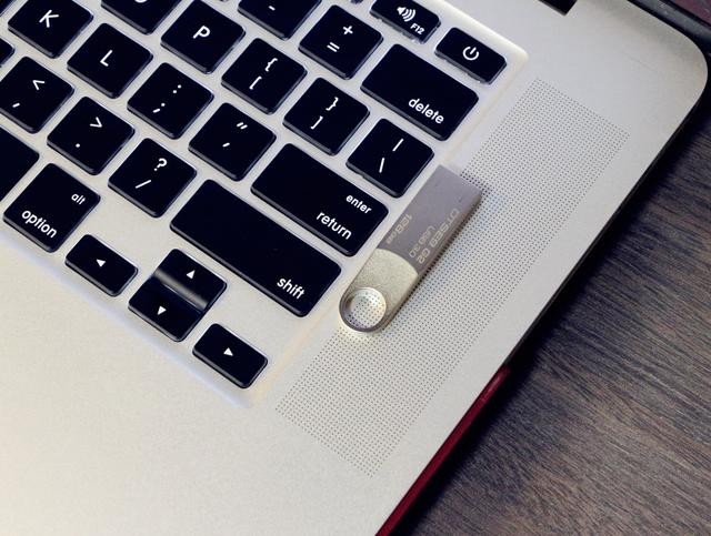 全金属、安全坚固、1元1G、美国大厂!金士顿DTSE9 G2 U盘评测 全金属、安全坚固、1元1G、美国大厂!金士顿DTSE9 G2 U盘评测