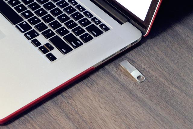 全金属、安全坚固、1元1G、美国大厂!金士顿DTSE9 G2 U盘评测 全金属、安全坚固、1元1G、美国大厂!金士顿DTSE9 G2 U盘评测