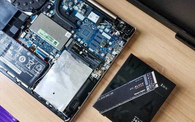 花费近两千元,给电脑升级1T SSD,不止开机打败全国99的玩家 花费近两千元,给电脑升级1T SSD,不止开机打败全国99的玩家