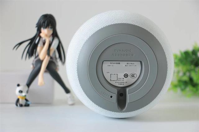 丹拿调音,能打电话,华为这款AI音箱玩跨界有点野 丹拿调音,能打电话,华为这款AI音箱玩跨界有点野