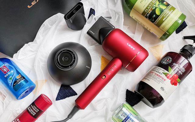 国潮新时尚,莱克F6高端涡扇吹风机,水离子护发更健康 国潮新时尚,莱克F6高端涡扇吹风机,水离子护发更健康