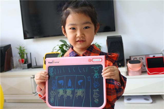 绘特美Z彩色儿童液晶画板,孩子画的开心,家长用的放心! 绘特美Z彩色儿童液晶画板,孩子画的开心,家长用的放心!