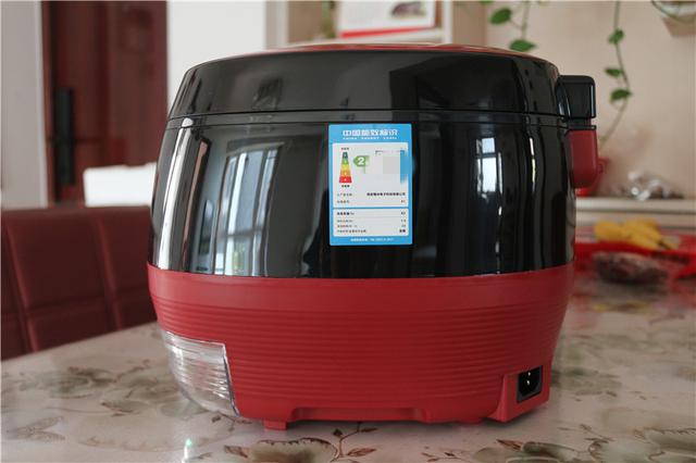 饭汤分离,吃出健康!臻米脱糖养生煲X1助力健康生活! 饭汤分离,吃出健康!臻米脱糖养生煲X1助力健康生活!