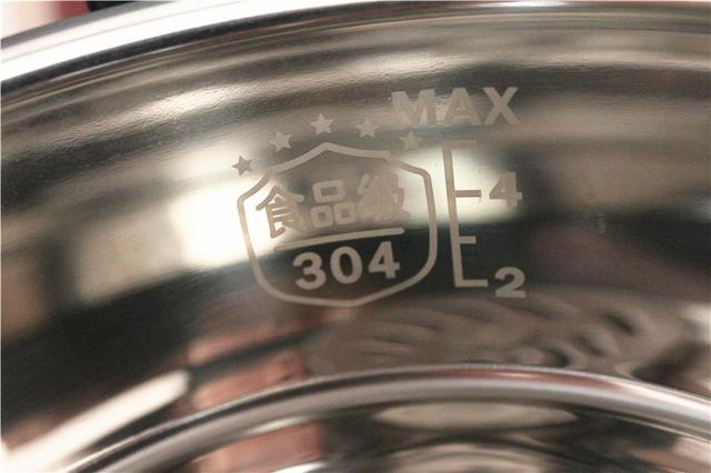 饭汤分离,吃出健康!臻米脱糖养生煲X1助力健康生活! 饭汤分离,吃出健康!臻米脱糖养生煲X1助力健康生活!