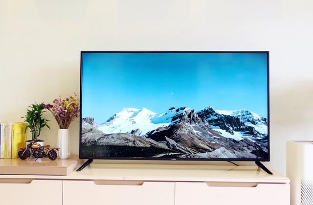 4K+语音，中小户型专用！乐视Y50体验
