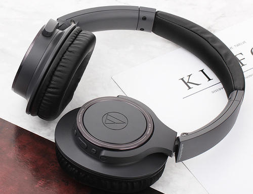 “铁三角x崩坏3”特别联动款SR30BT蓝牙耳机 “铁三角x崩坏3”特别联动款SR30BT蓝牙耳机