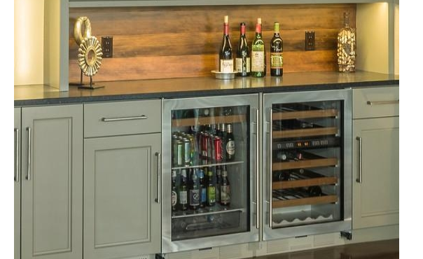 酒柜知识百科:酒柜多大合适 买酒柜应如何挑选 酒柜知识百科:酒柜多大合适 买酒柜应如何挑选