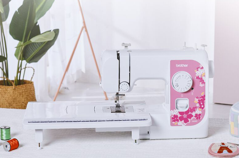 缝纫机怎么清洁 家用缝纫机常见故障和维修方法 缝纫机怎么清洁 家用缝纫机常见故障和维修方法