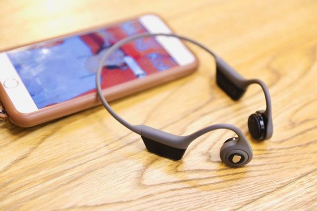 南卡骨传导耳机测评 ——《随风奔跑的伊一》 南卡骨传导耳机测评 ——《随风奔跑的伊一》