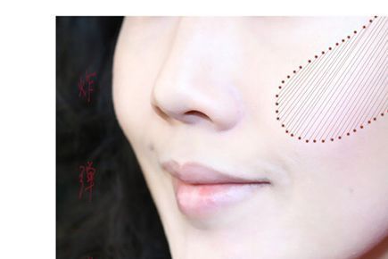 化妆的的高光笔怎么用 高光笔的化妆步骤-2