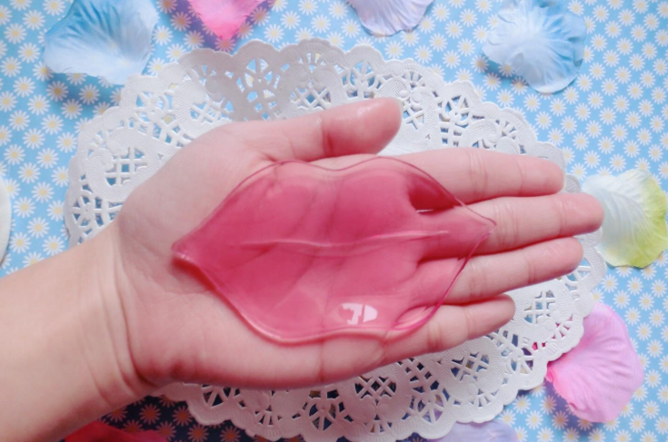唇膜百科知识：唇膜和唇膏有什么不同