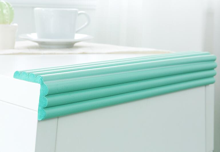 家庭安全防护重点 家用防撞条真的必不可少 家庭安全防护重点 家用防撞条真的必不可少