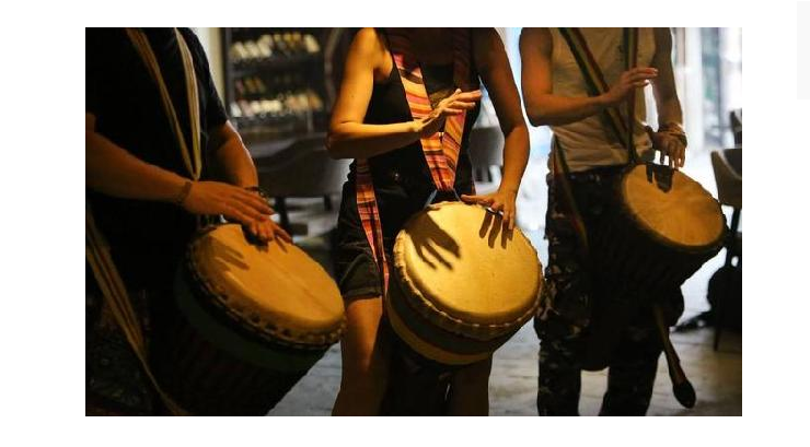 儿童学习非洲鼓有哪些好处 打非洲鼓需要注意什么 儿童学习非洲鼓有哪些好处 打非洲鼓需要注意什么