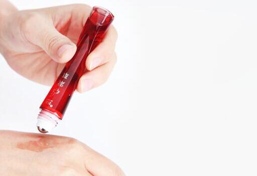 紫草油可以给婴儿用吗 紫草油的功效及使用注意事项 紫草油可以给婴儿用吗 紫草油的功效及使用注意事项