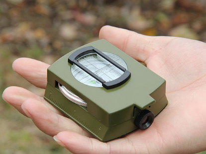 户外探险少不了的指北针 你知道如何使用吗 户外探险少不了的指北针 你知道如何使用吗