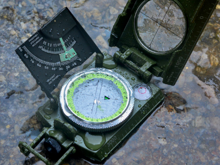 户外探险少不了的指北针 你知道如何使用吗 户外探险少不了的指北针 你知道如何使用吗