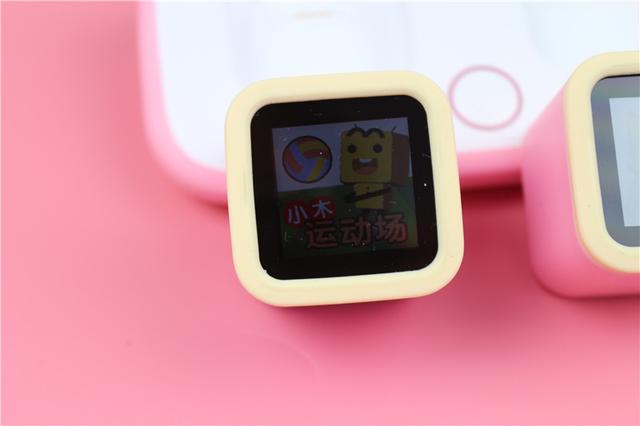 小米有品哄娃神器！魔粒小木机器人玩智能桌游