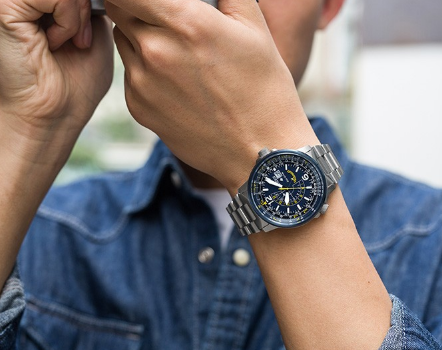 潜水表有什么功能 潜水表如何使用 潜水表有什么功能 潜水表如何使用