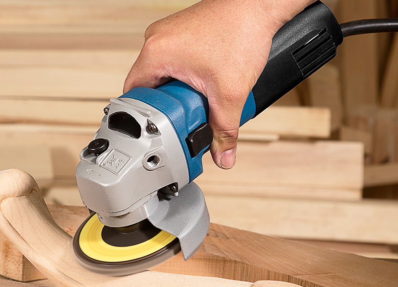 如何选择好用的角磨机 角磨机怎么使用 如何选择好用的角磨机 角磨机怎么使用