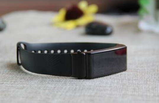 运动好帮手 运动手环值得拥有 运动好帮手 运动手环值得拥有