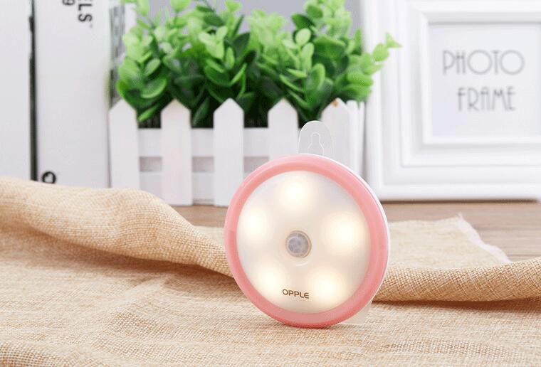 小夜灯的种类有哪些 选购小夜灯要注意什么 小夜灯的种类有哪些 选购小夜灯要注意什么