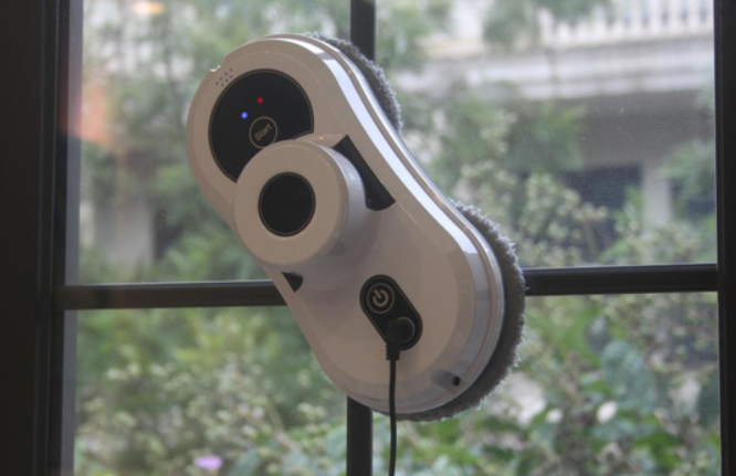 高层玻璃怎么擦?擦窗机器人值得拥有 高层玻璃怎么擦?擦窗机器人值得拥有