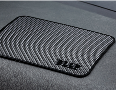 防滑垫的分类介绍 汽车防滑垫额u和选购 防滑垫的分类介绍 汽车防滑垫额u和选购