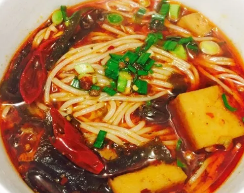 几种热汤米线的做法,好吃又方便 几种热汤米线的做法,好吃又方便