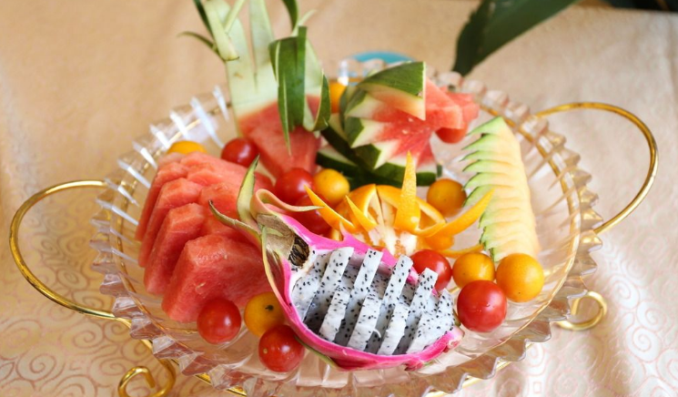 果盘怎么选购?果盘搭配技巧以及家用果盘哪些颜色好 果盘怎么选购?果盘搭配技巧以及家用果盘哪些颜色好