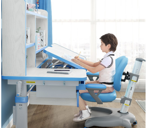 儿童学习桌百科:儿童学习桌的选购技巧 儿童学习桌百科:儿童学习桌的选购技巧