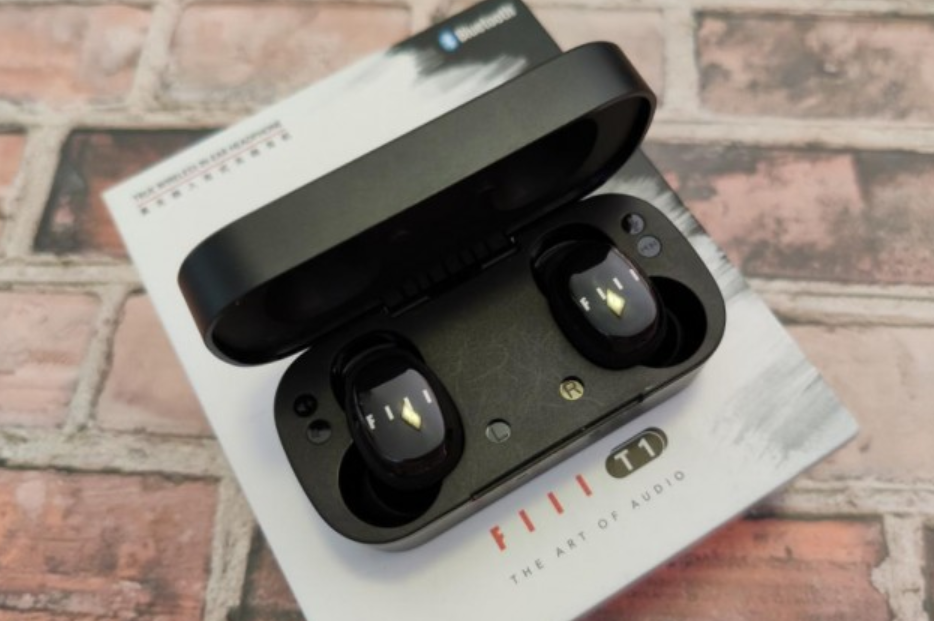 这几款征服学生党的蓝牙耳机,成为校园运动神器 这几款征服学生党的蓝牙耳机,成为校园运动神器