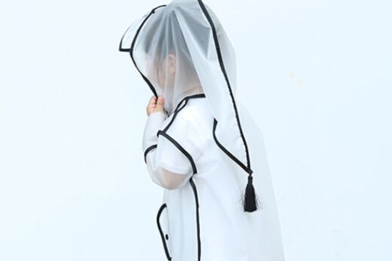 雨衣什么材质的好 如何选购雨衣-3