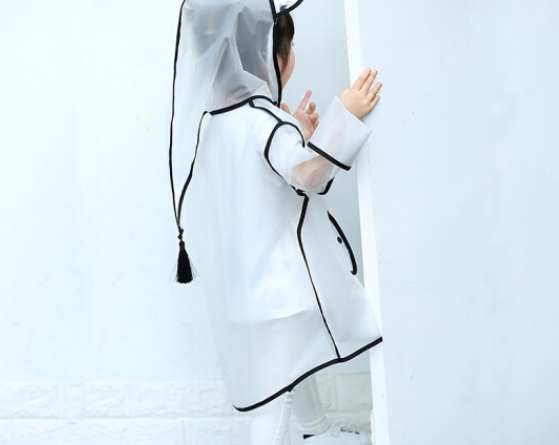 雨衣什么材质的好 如何选购雨衣 雨衣什么材质的好 如何选购雨衣