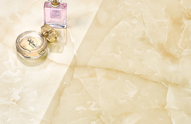 玻化砖和全抛釉的区别 玻化砖优点解析 玻化砖和全抛釉的区别 玻化砖优点解析