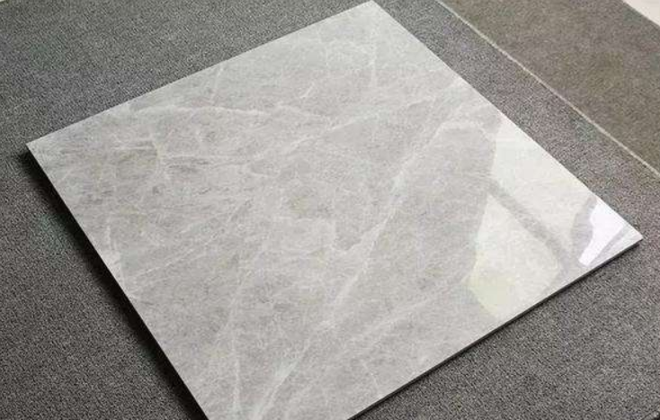 玻化砖和全抛釉的区别 玻化砖优点解析 玻化砖和全抛釉的区别 玻化砖优点解析