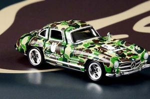 Bape x Hot Wheels 全新联名奔驰车模亮相，同时覆盖 Bape ABC Camo 元素-1