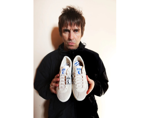 adidas Originals 携手 Liam Gallagher 推出合作鞋款，预计7月14日发售