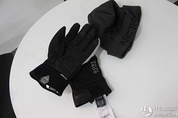 冬天骑行常用装备:捷安特 XTC820、喇叭、手套、眼镜 冬天骑行常用装备:捷安特 XTC820、喇叭、手套、眼镜